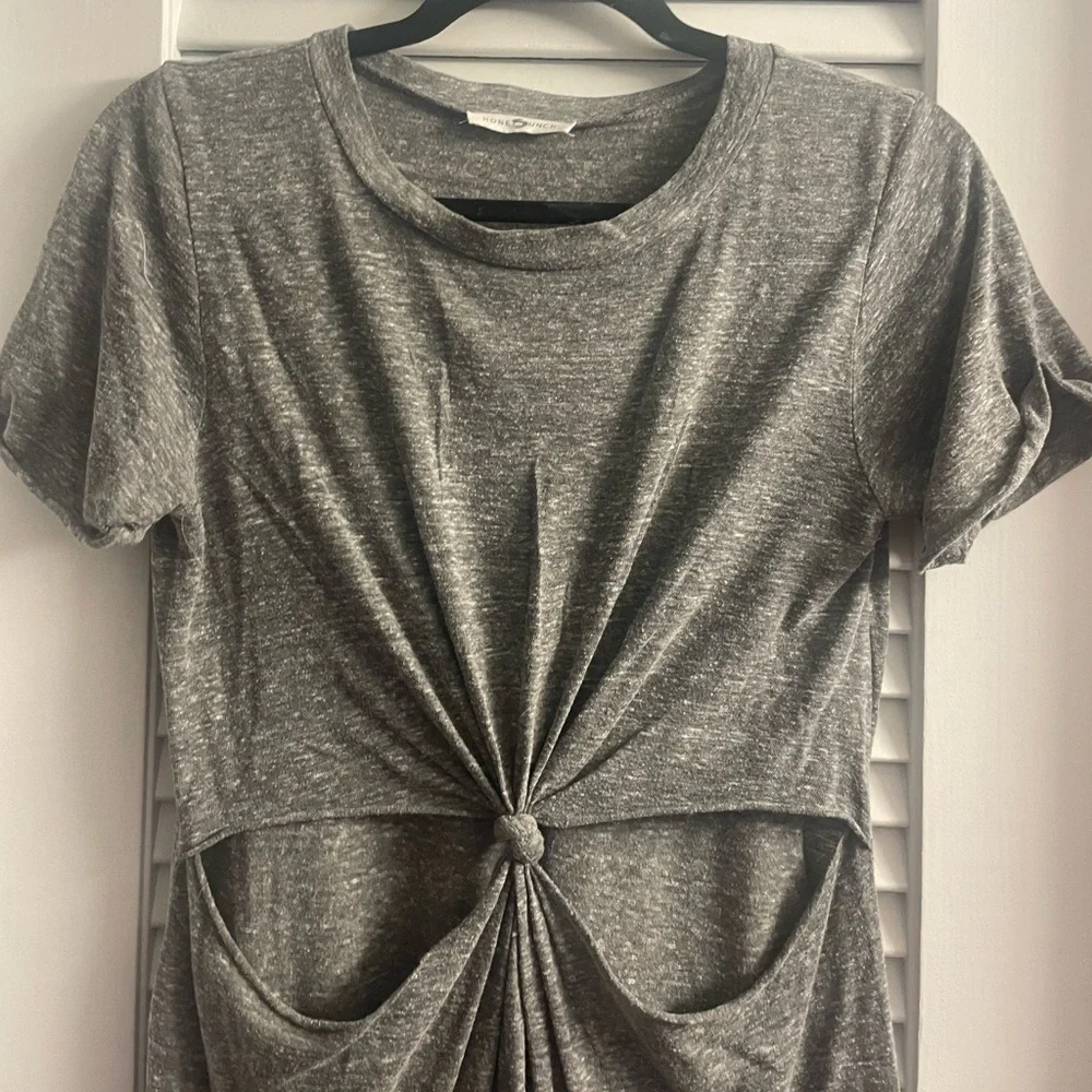 Urban Outfitters Honey Punch Knotted Cut Out T-Shirt Dress Size Small - Picture 4 of 6